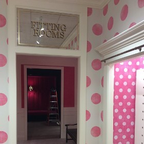 Custom Wallcovering & Stenciling
